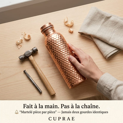 Gourde Cuprae™ — Le Secret Ancestral d'une Eau Pure au Quotidien